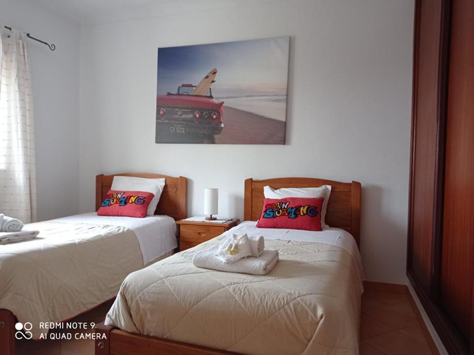 Sun & Surf Flat Arrifana